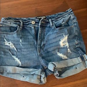 Express shorts